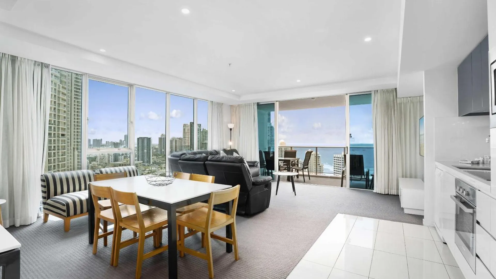 Orchid Residences - Hr Surfers Paradise Голд-Кост Апартаменты