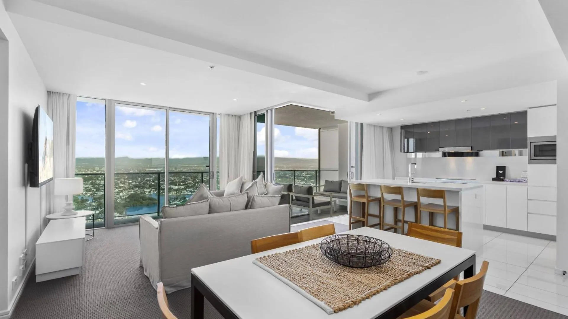 Апартаменты Orchid Residences - Hr Surfers Paradise Голд-Кост
